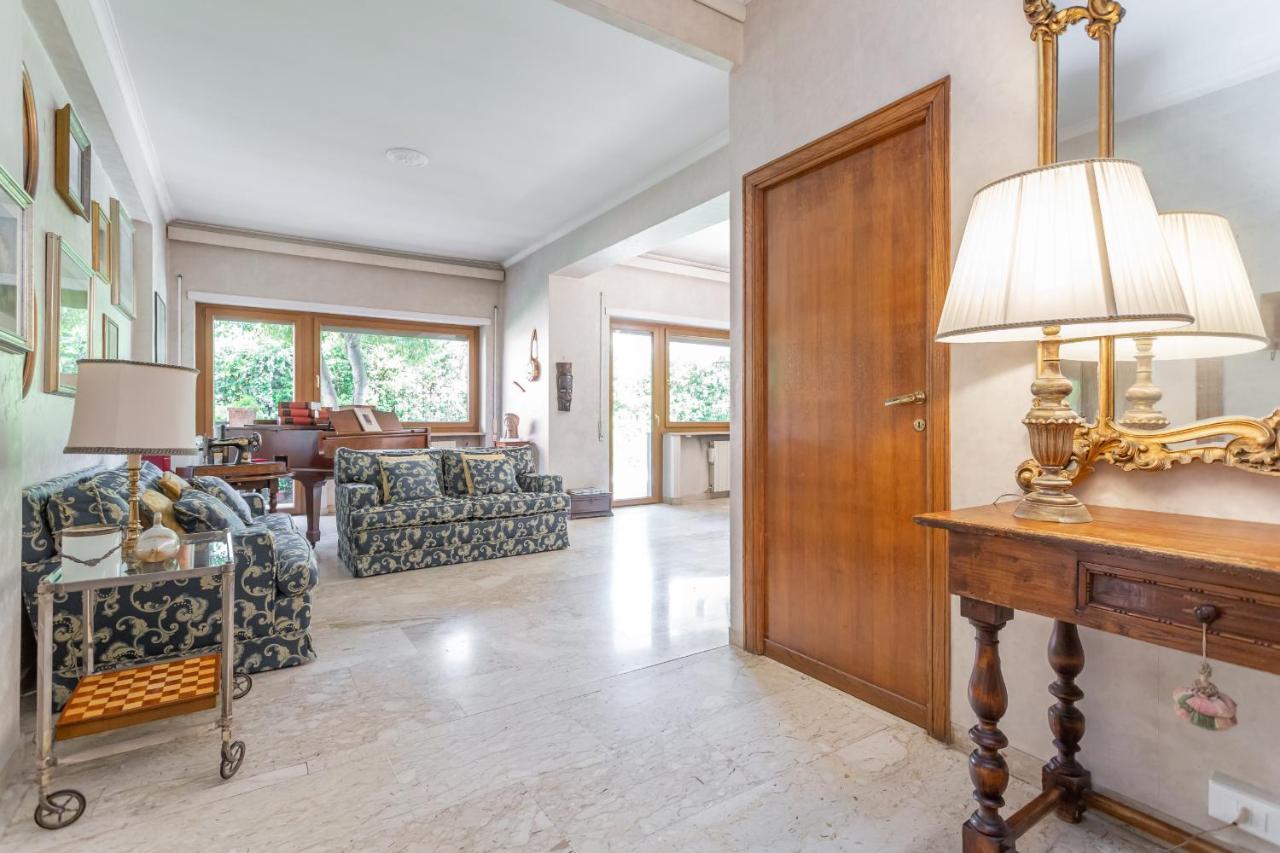 Apartment St Peters Garden 3 Bdr Rome